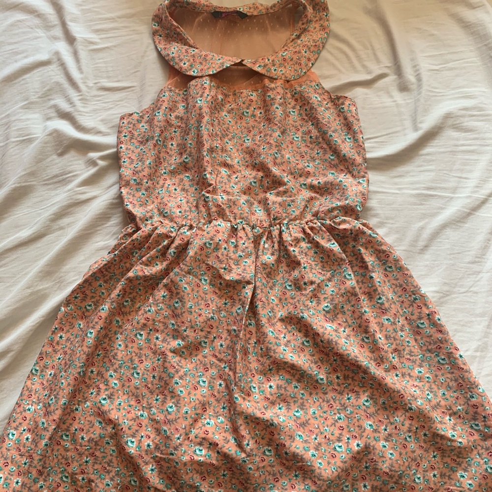 Mesh Collared Flowery Summer Dress